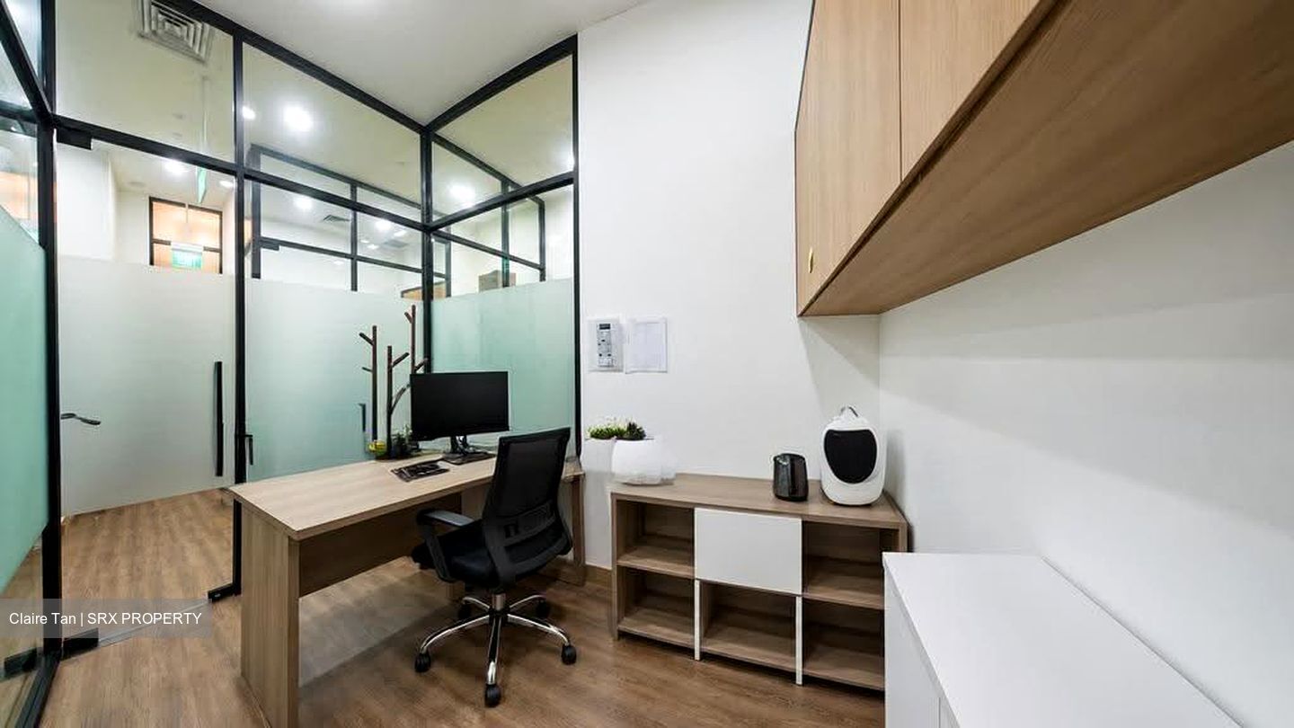 High Street Plaza (D6), Office #614448041